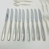 30 Pieces Oneida Community Silverplate 1960 ENCHANTMENT GENTLE ROSE Silverware