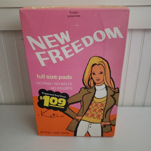 NOS New Freedom Kotex Beltless Maxi Pads 1973 Vintage Pink Box 30 Full Size RARE