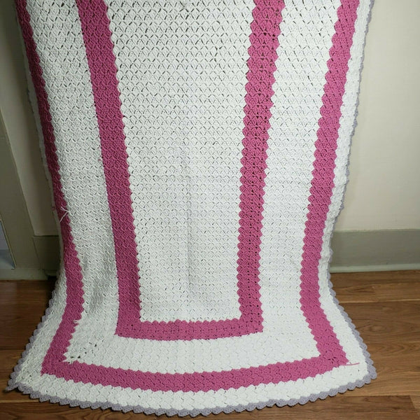 Vintage Crochet Rectangle Borders Afghan Grandma Blanket Handmade 50x78 Twin