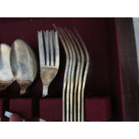 Holmes & Edwards Stainless Steel Floral Flatware Set in Chest Japan Tongs